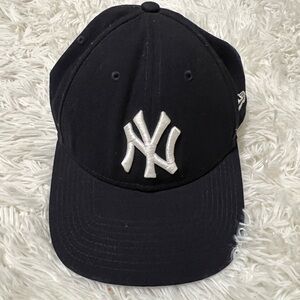 New Era New York Yankees 9FORTY  Adjustable Hat MLB Baseball Cap